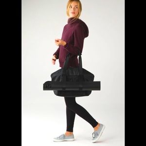Lululemon Athletica Free To Be Bag -Like NEW!